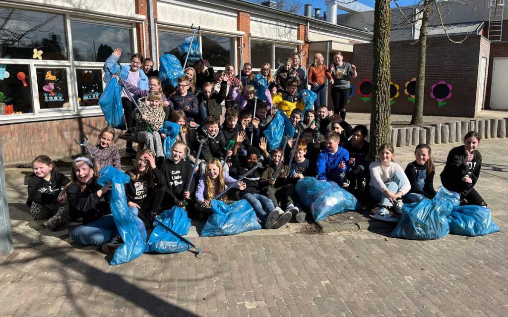 SDT Zwerfafval.-Scholenactie.-PWA-school-Echteld